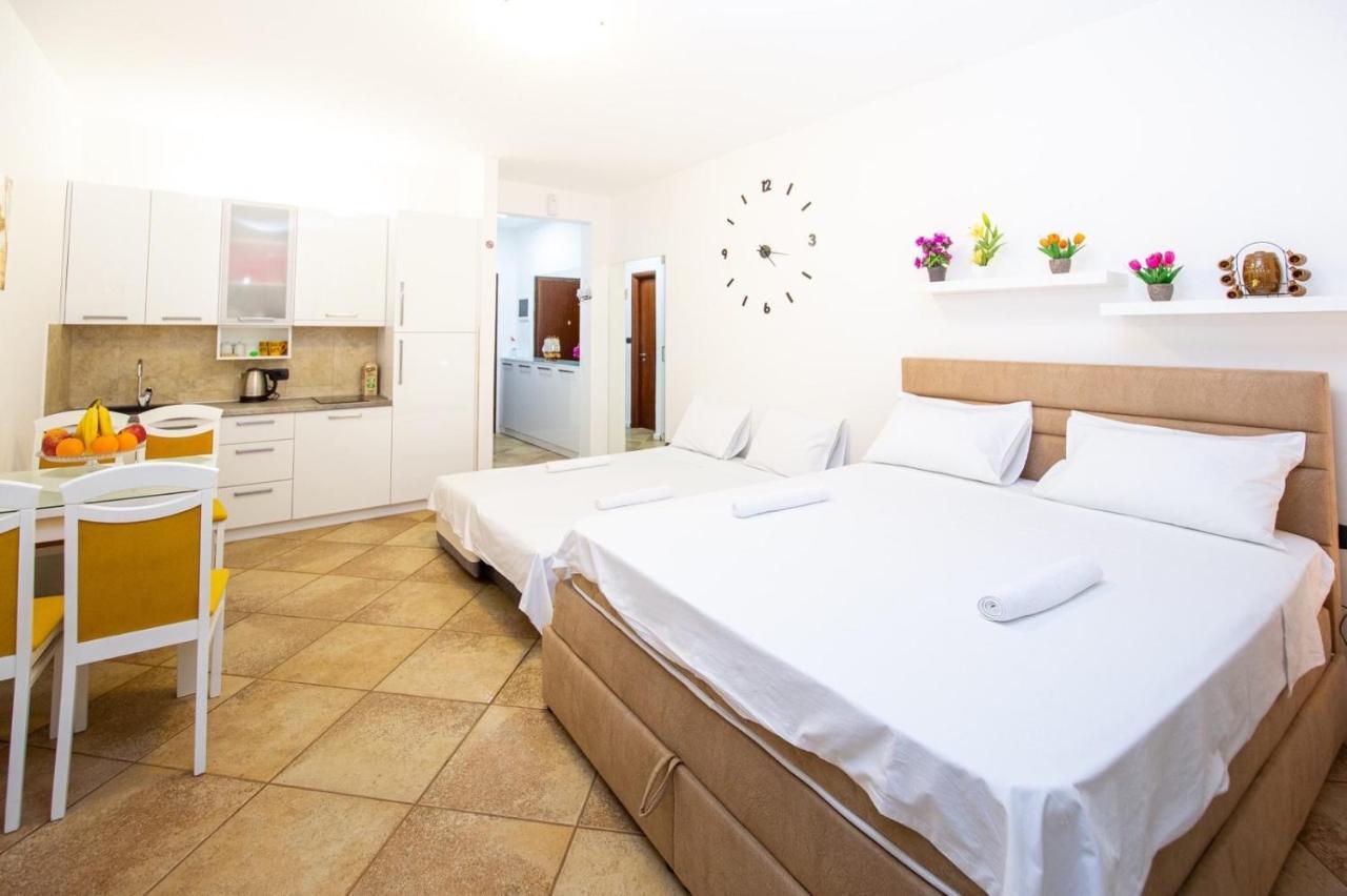 Apartment Studio Premier Rafailovići Eksteriør billede