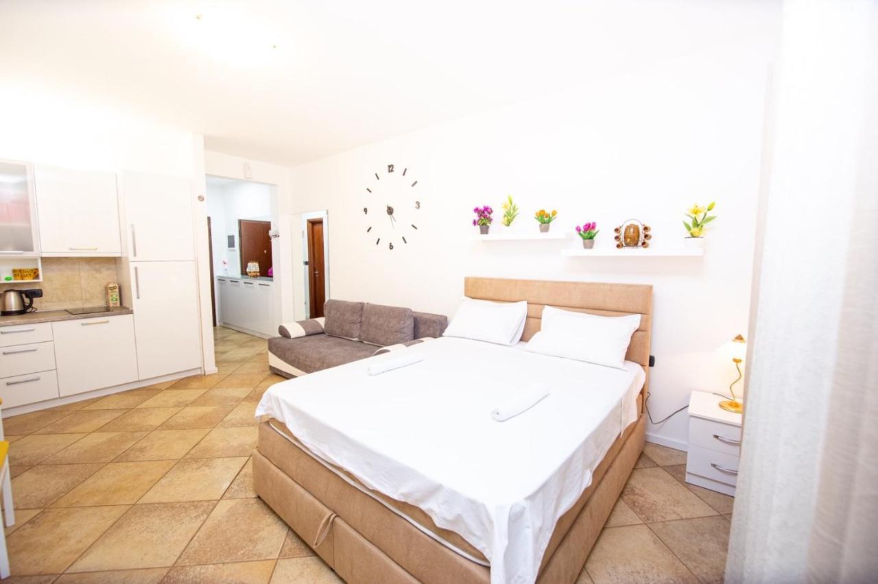 Apartment Studio Premier Rafailovići Eksteriør billede