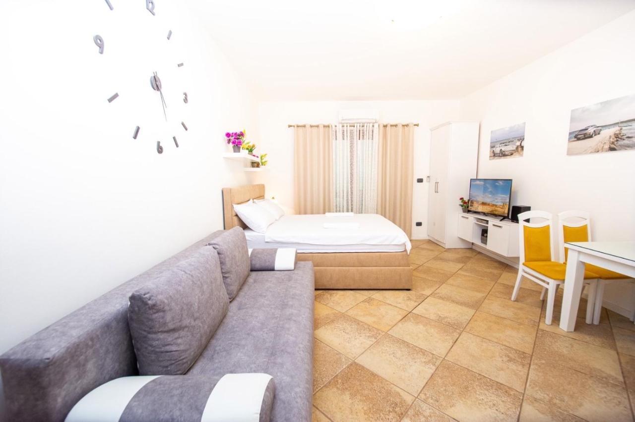 Apartment Studio Premier Rafailovići Eksteriør billede