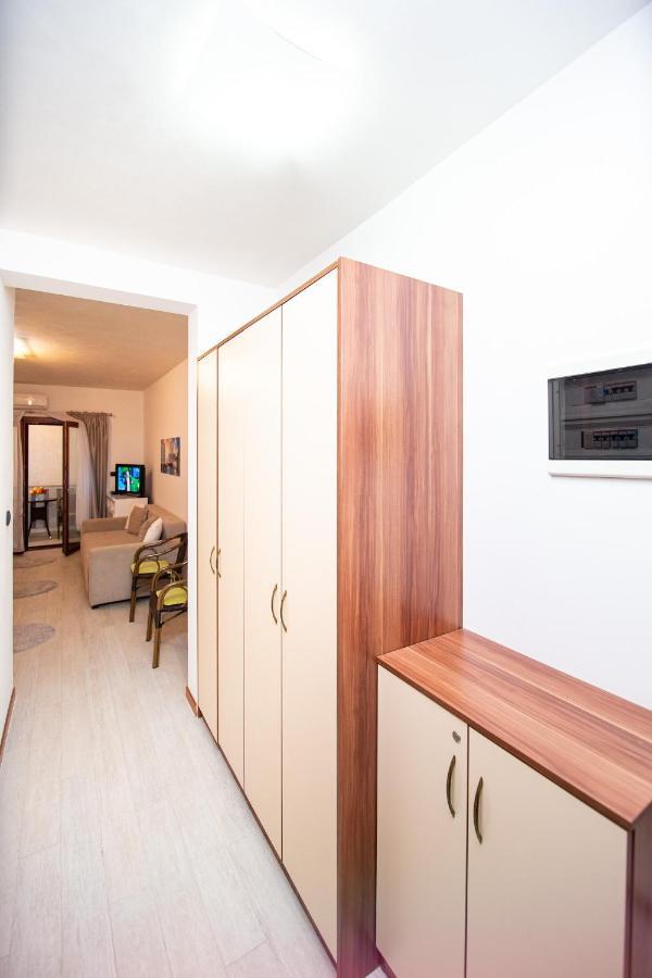 Apartment Studio Premier Rafailovići Eksteriør billede